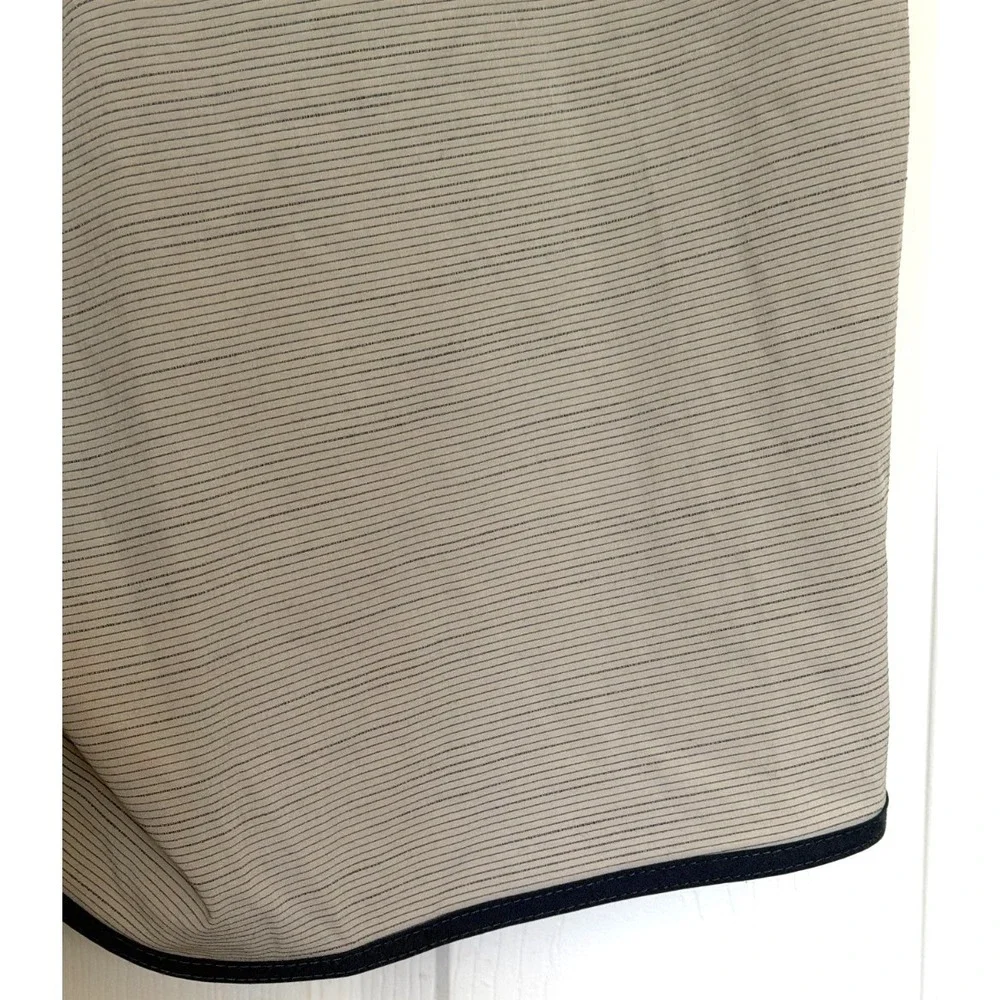 Vuori Cruise Men's Size Medium Gray & Ivory Striped Unlined Board Shorts